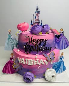 custom cakes